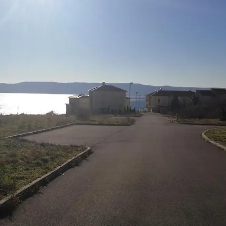 Sobe Apartma Galic 3*