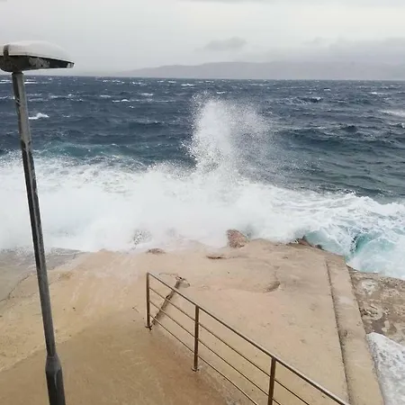 Πανσιόν Sobe Apartma Galic 3*