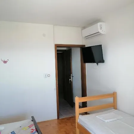 Sobe Apartma Galic Guest house Novi Vinodolski