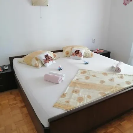 Sobe Apartma Galic Guest house Novi Vinodolski