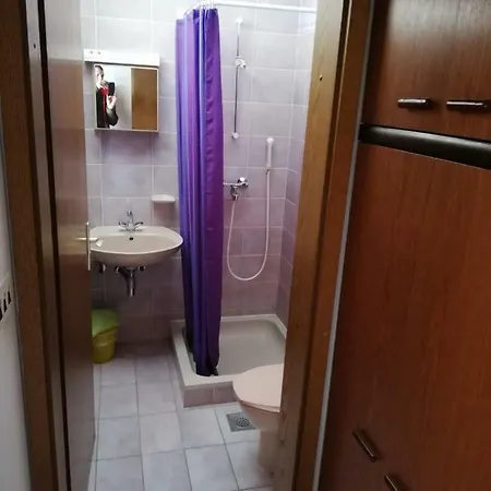 Sobe Apartma Galic Guest house Novi Vinodolski